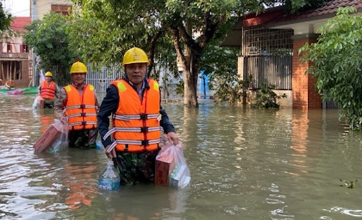 EVN hướng về miền Trung